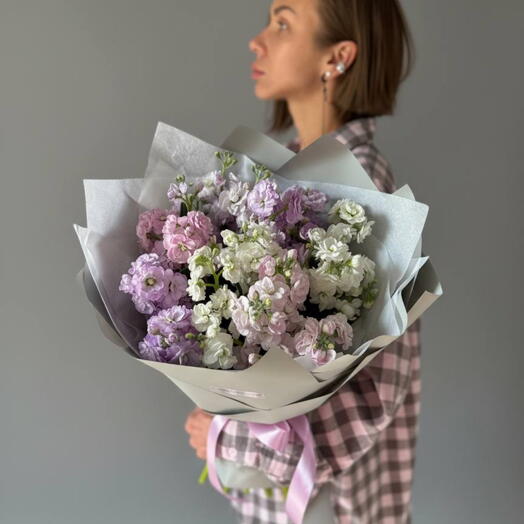 Монобукет из кустовой маттиолы