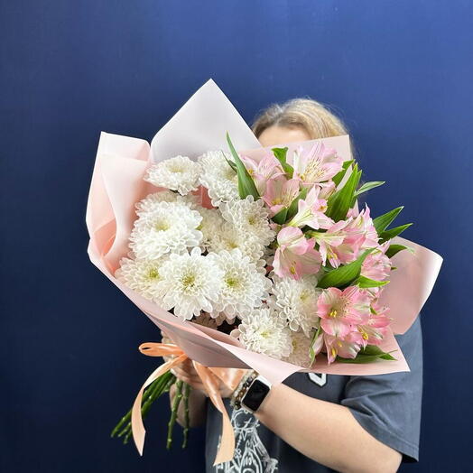 Букет из Хризантемы и Альстромерии