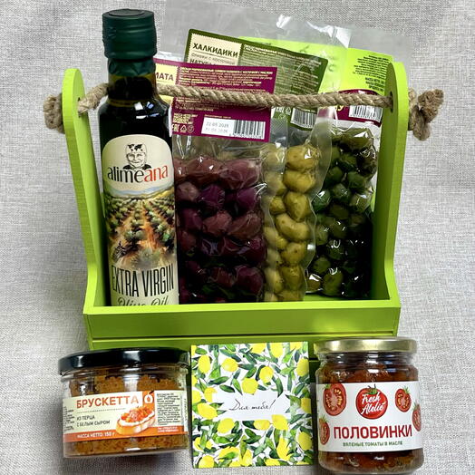 Гастрономический подарочный набор «Южный аперитив» с премиальными оливками, оливковым маслом, брускеттой и томатами