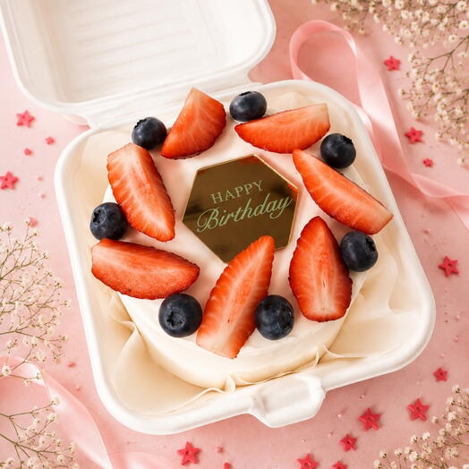 Бенто торт с клубникой HAPPY Birthday