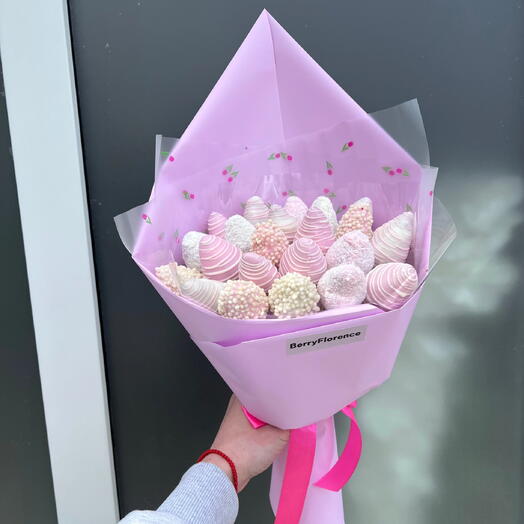 Букет с клубникой в шоколаде S