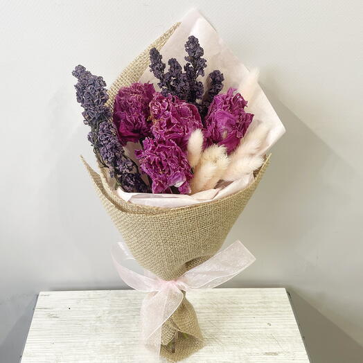 Bouquet with dried peonies