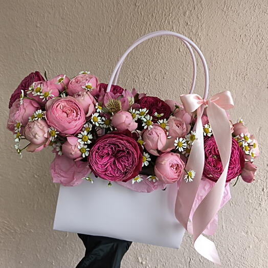 Композиция в сумочке с розами💖
