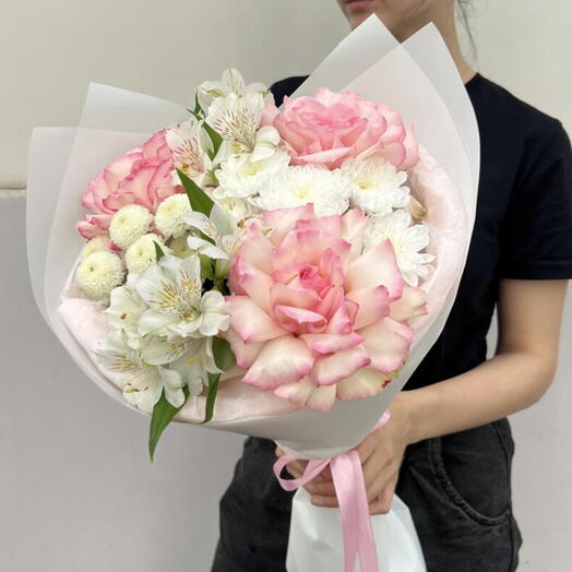 Рядом с тобой тепло 🌸 воздушный букет из роз, кустовых хризантем и альстромерий