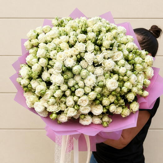 Luxury Spray Roses Bouquet
