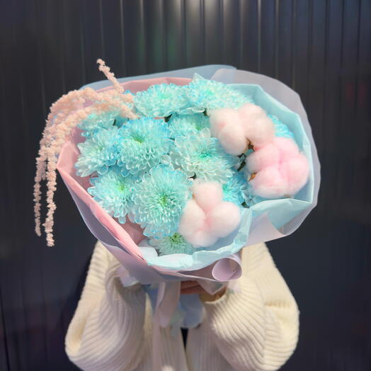 Букет «Бабл Гам» 🩵 Bubble Gum 💕 с голубой хризантемой, розовым хлопком и амарантом