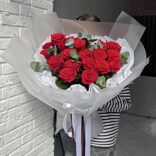 19 Роскошных роз