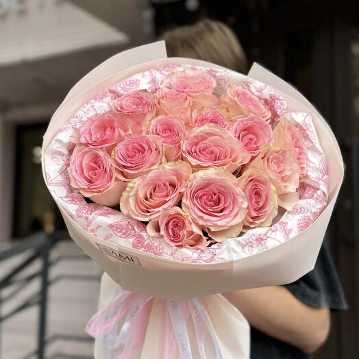 Pink roses