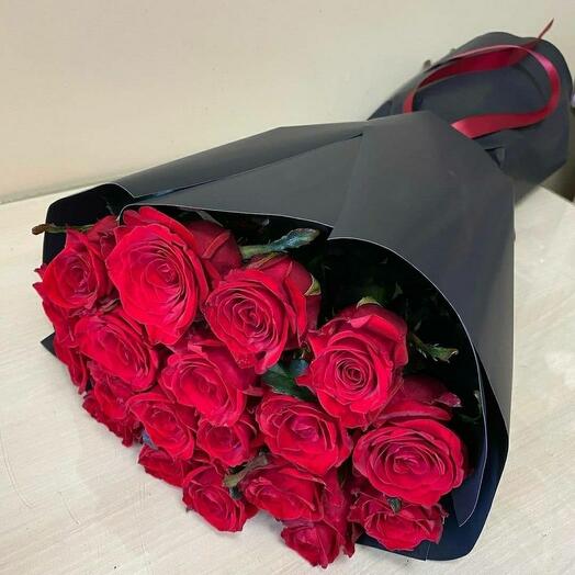 Rojo en negro
