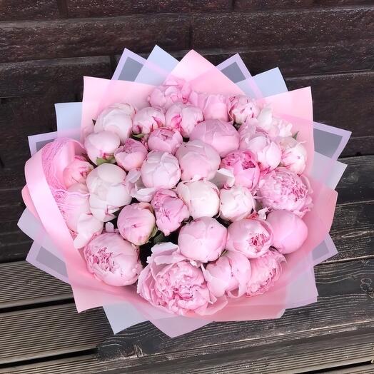 Sarah Bernhardt royal peonies 31