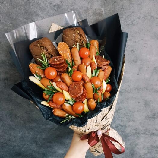 Букет из закусок,, Сытный"