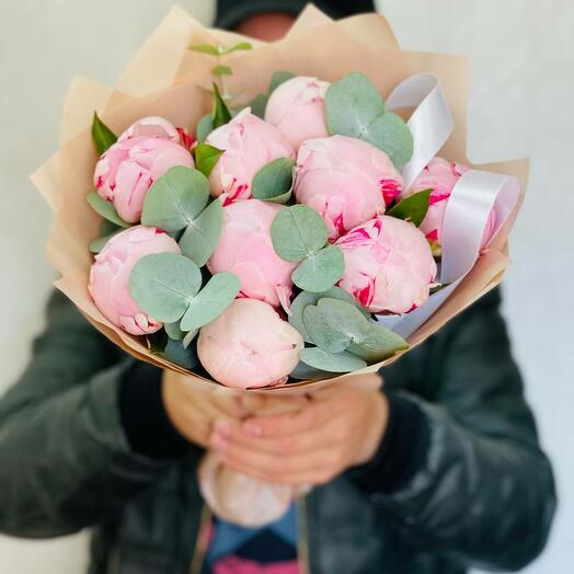 Розовые пионы. Букет из 9 пионов