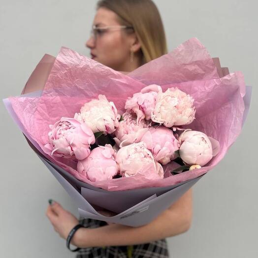 Bouquet "Suzanne" (Sarah Bernhardt Peonies)
