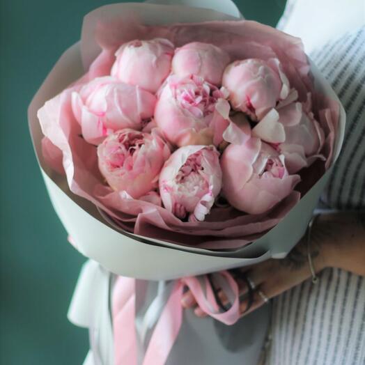 Bouquet of peonies