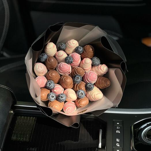 Клубника в шоколаде S