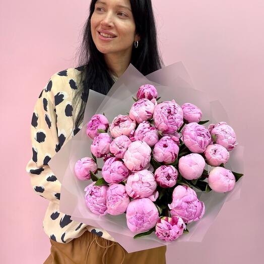 Букет из 25 розовых пионов 💕