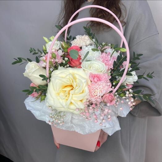 Цветы в сумочке 🌸