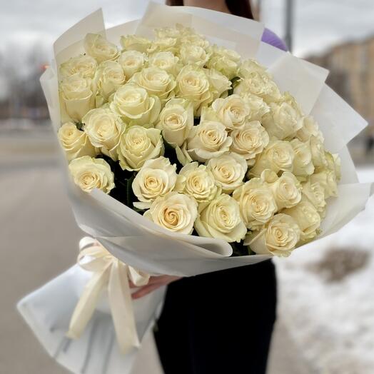 Розы белые 51 штука