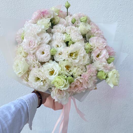 Bouquet of eustoma