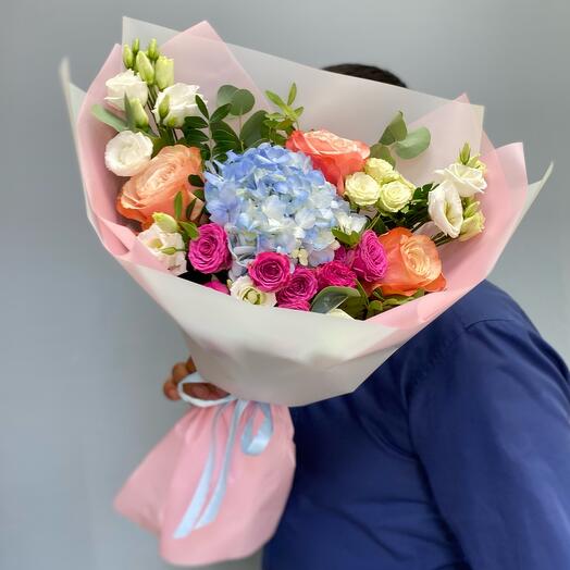 Авторский букет и кахала роза