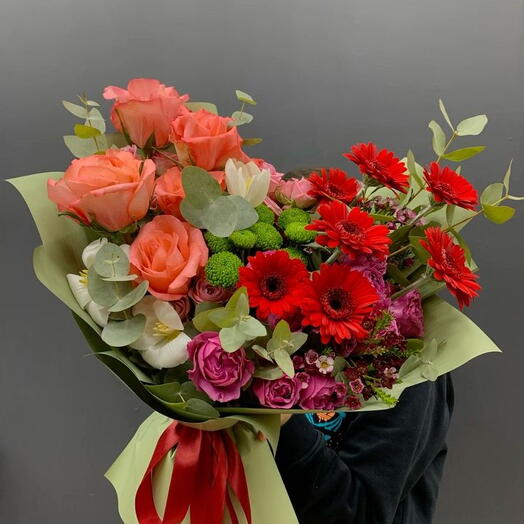 Radiant Romance Luxury Bouquet