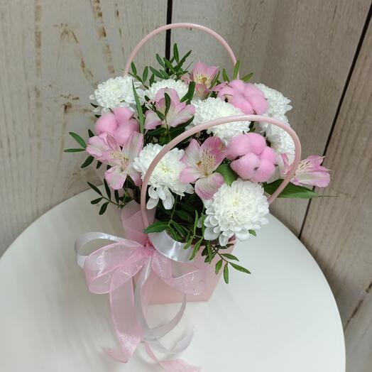 Flores en un bolso de algodón Rosa