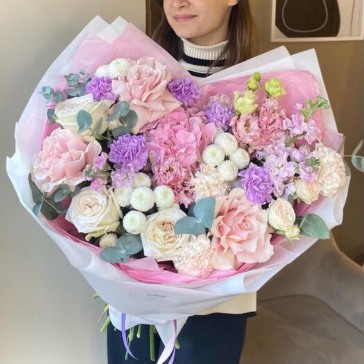 Роскошный букет «Гала-вечер» с пионовидными розами и маттиолой🌸💖