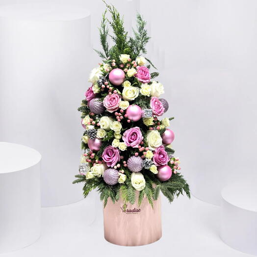 Elegant Floral Christmas Tree