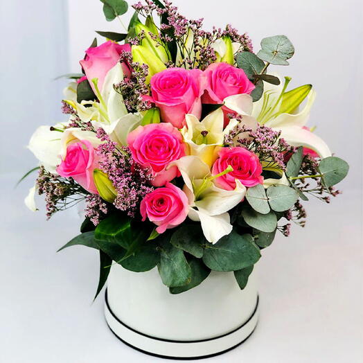 White Round Box Bouquet