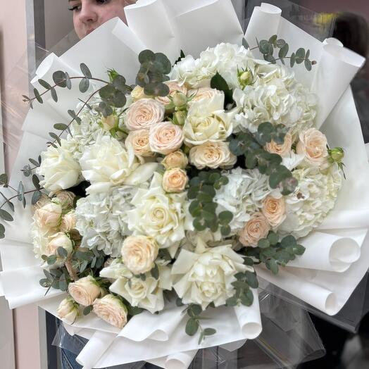 🎁Ramo "My Beautiful" de rosas y hortensias