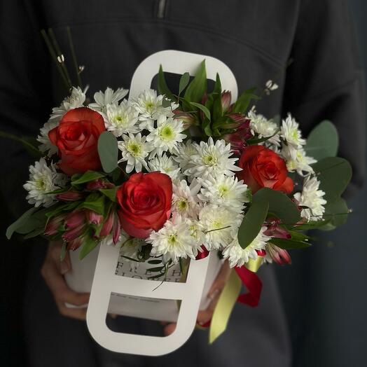 Handbag with flowers