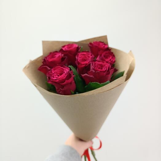 Букет из 7 красных роз