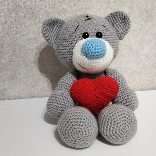 Teddy bear with a heart