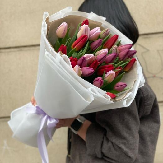 Tulips 29 pieces