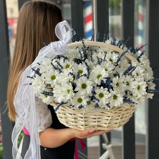 Корзина из хризантем и лаванды 💜