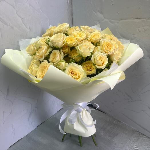 Кустовые розы , все мы любимые кремовые 💛💝