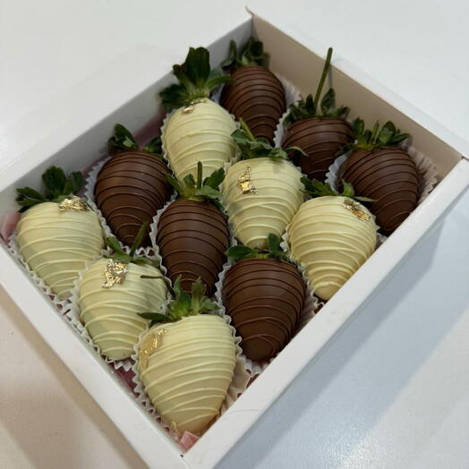 Клубника в шоколаде «Инь Янь»