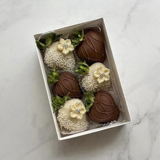 Набор клубники в шоколаде 6 шт