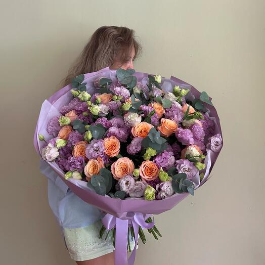 Bouquet of Eustoma and Roses