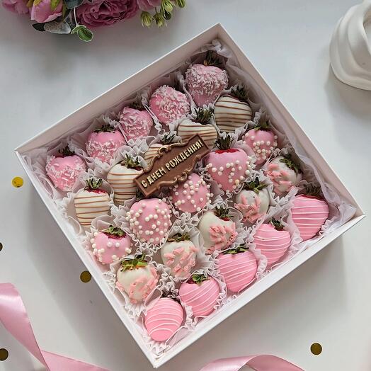 Набор клубники в шоколаде "нежный"