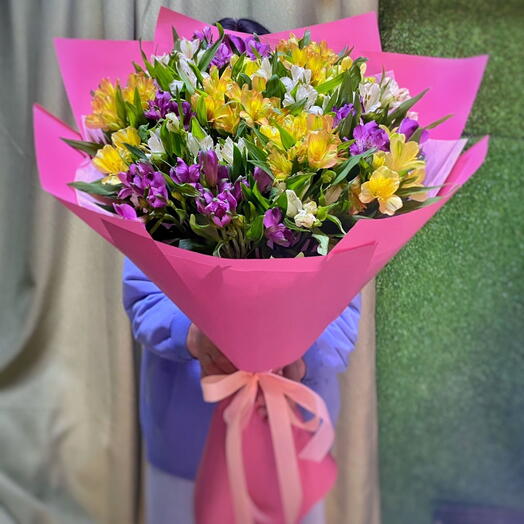 Микс из альстромерии