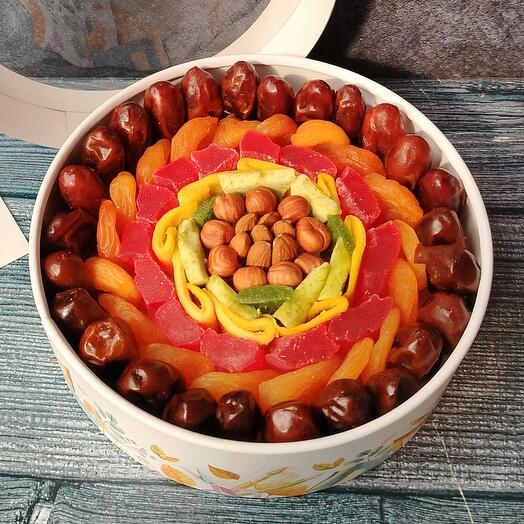 Коробочка с сухофруктами2