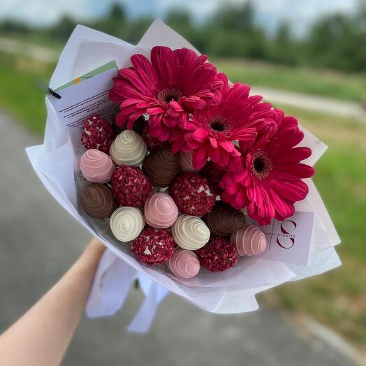 Букет из клубники в шоколаде «Гербера»