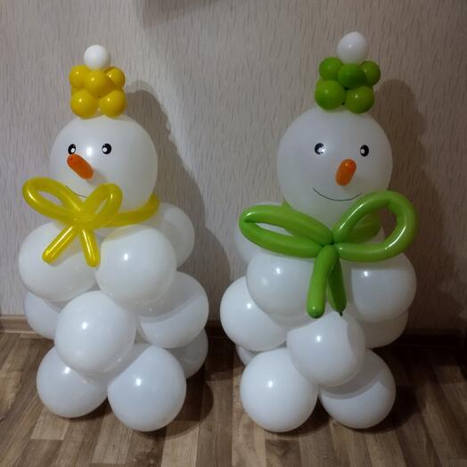 2 Снеговика