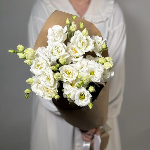 Моно букет белых эустом Алиса