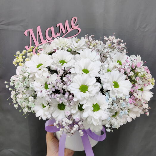 Цветы в коробке Маме