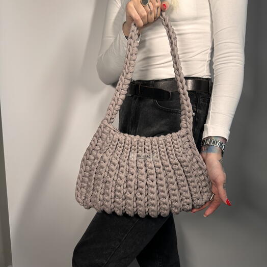 Сумка из трикотажной пряжи