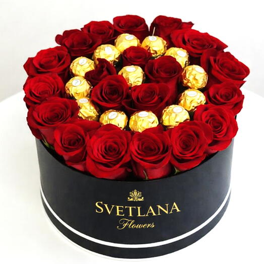 Golden Love – Red Roses   Ferrero Box