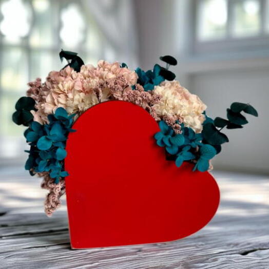 Композиция со Стабилизированной Гортензией в Сердце "Eternal love"