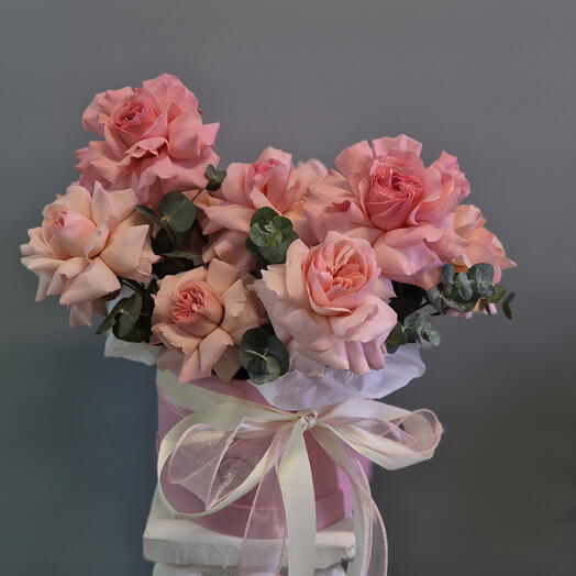 Цветы в коробке О Хара